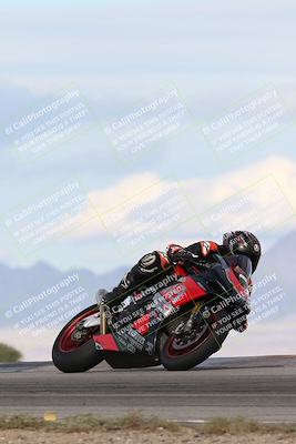 media/Nov-16-2025-Race Pace (Sun) [[8c5fa54630]]/Non Verified Riders (1st 20 Minutes)/7-Turn 9 Entry (210pm)/